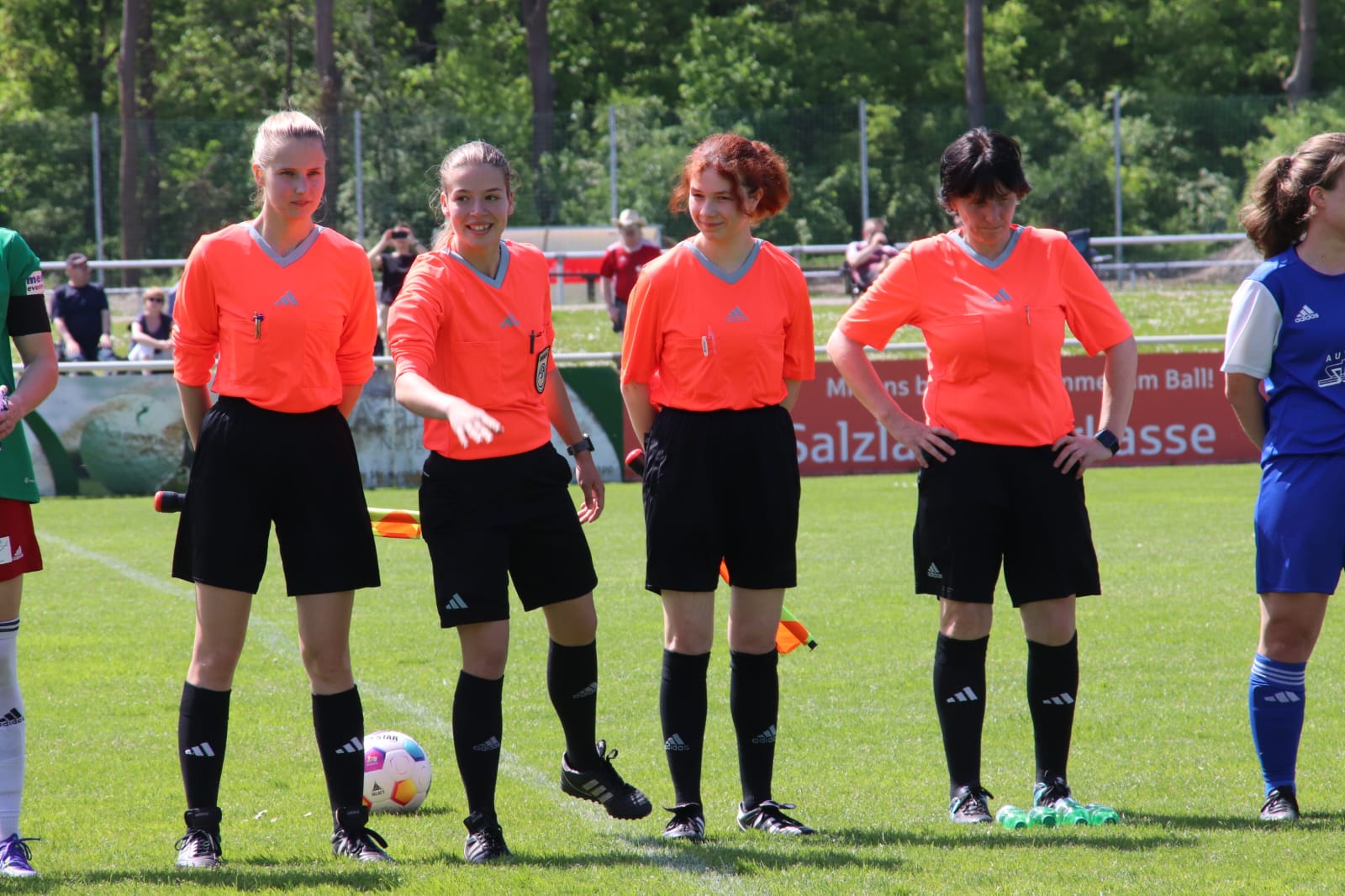 Alexa Deunert Im Landespokalfinale Der Frauen Als Schiedsrichter