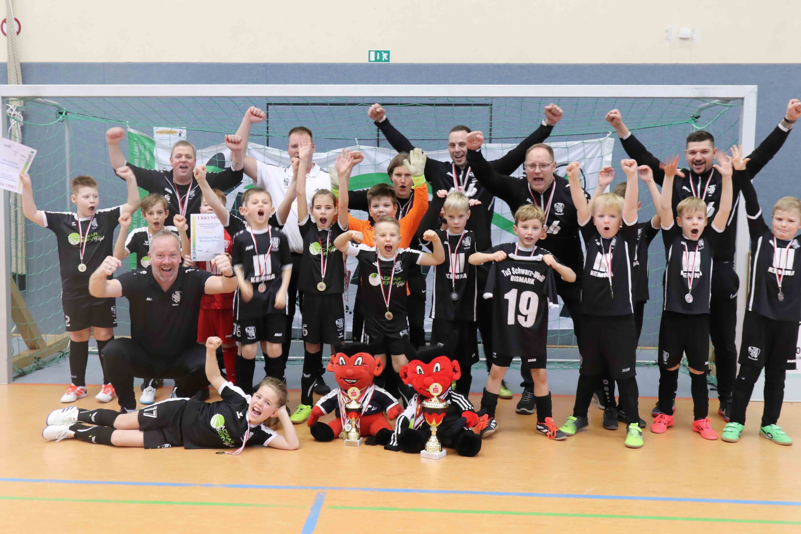 20250126 TuS Bismark F Gruppenbild