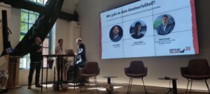 Vorstellung der Ergebnisse einer Umfrage über den Amateurfußball.