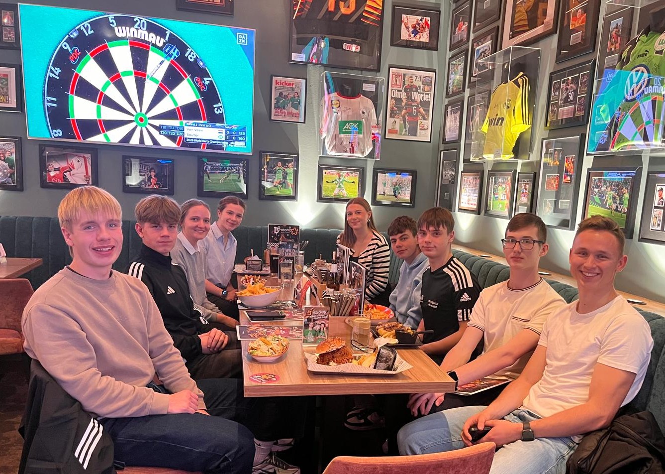 WhatsApp Image 2025-12-22 at 23.49.08